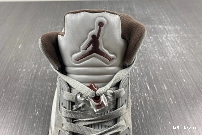 5 576 Maniére “Light Ma A FD1330-006 Lightweight Jordan x Bone” Air 0714